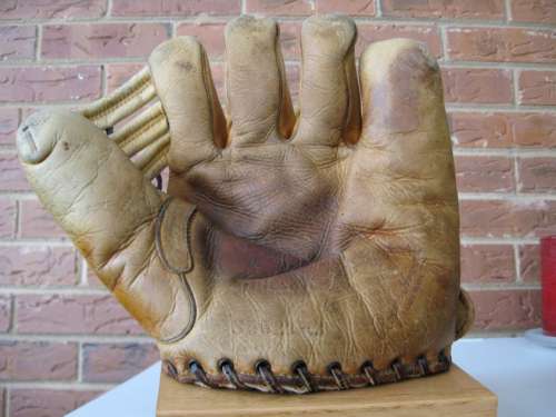 Rogers Hornsby Wilson S5521-3 Front